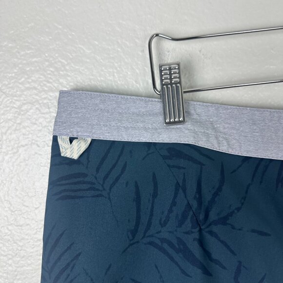 Vuori Women's Sea Bound Board Shorts XL Floating Palm Summer Swim Vacation Trave - Picture 10 of 11